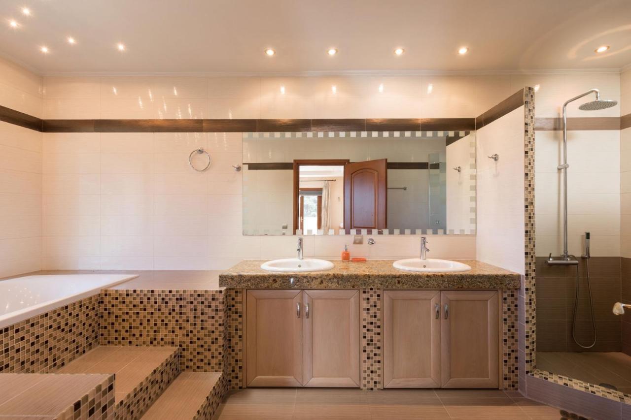 View Villas-corfu-villa Eleni,4 Bedrooms,large Private Pool,prime Location * Kassiopi