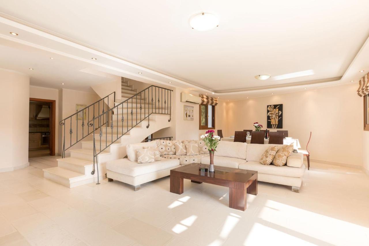 View Villas-corfu-villa Eleni,4 Bedrooms,large Private Pool,prime Location